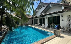 The Snug Airportel - Phuket Airport