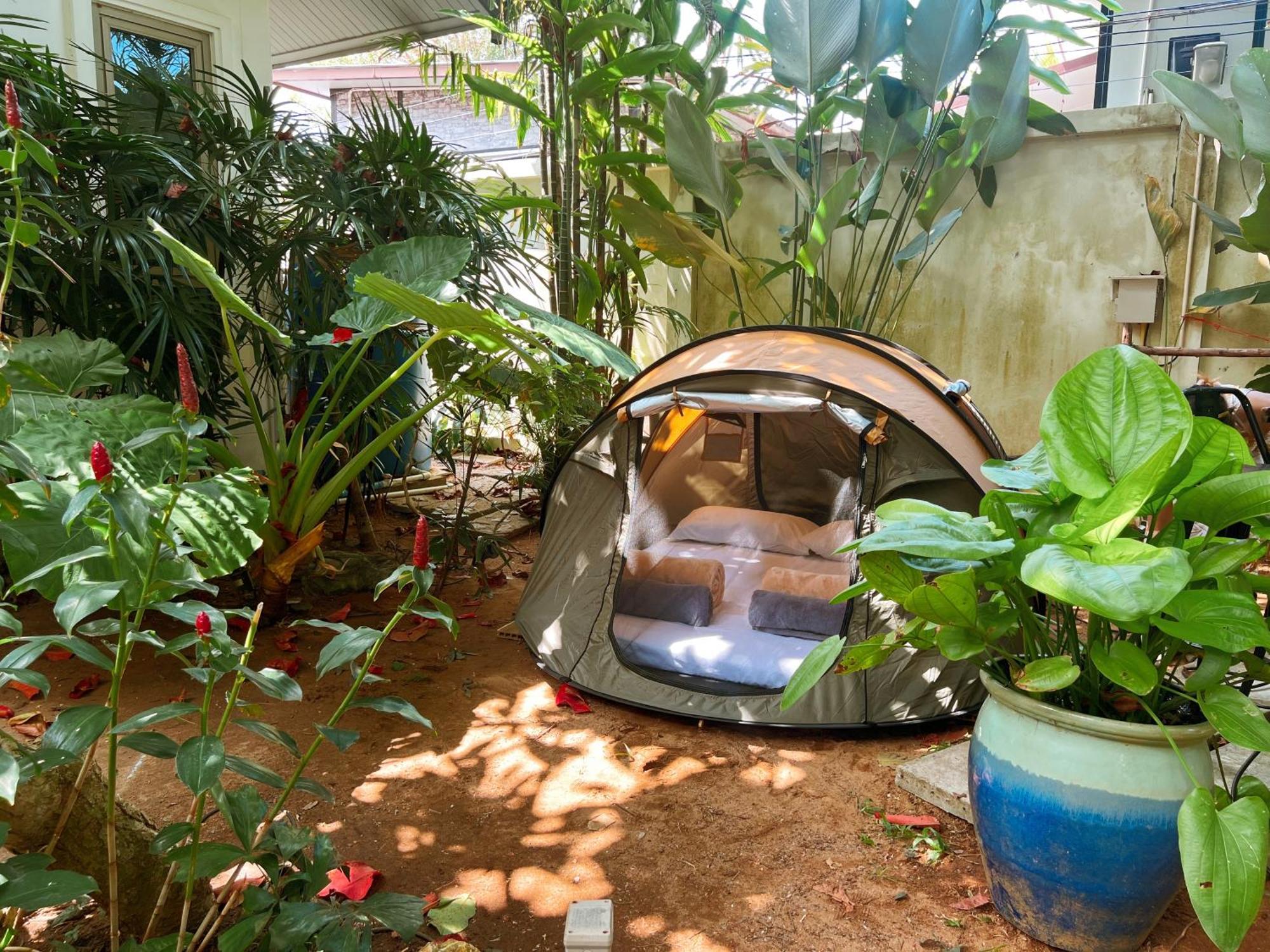 The Snug Airportel - Phuket Airport Nai Yang Beach Buitenkant foto